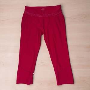 Talbots Cropped Leggings Sz MP Fuchsia Pink Fitness Workout